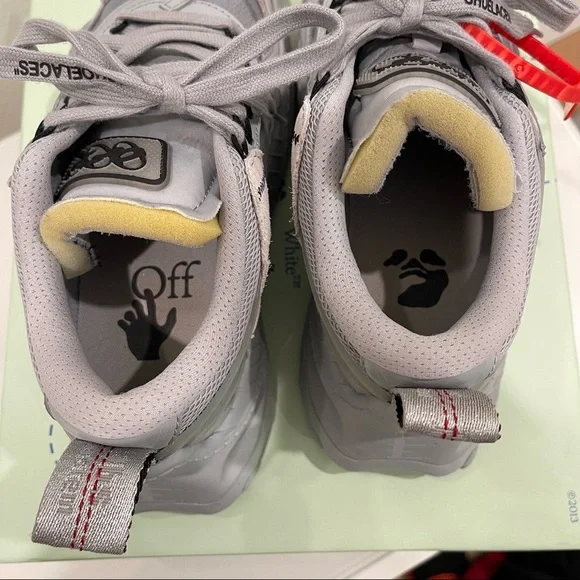 OFF WHITE GRAY SNEAKERS - Picture 6 of 9